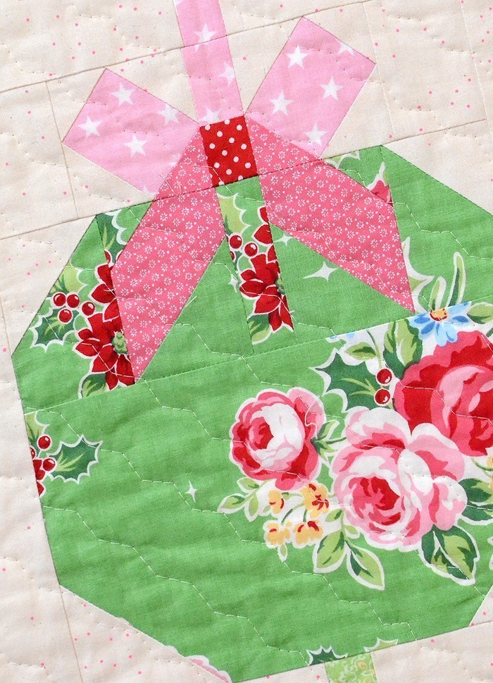 Glorious Christmas Quilt Pattern by Nadra Ridgeway of ellis & higgs