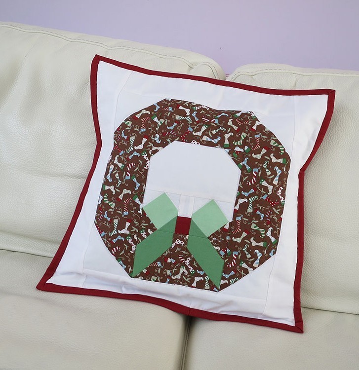 Christmas Wreath Pillow Pattern by Nadra Ridgeway of ellis & higgs