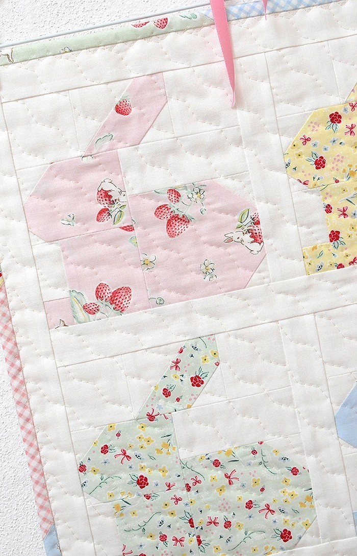 Hippity Hoppity Mini Quilt Pattern by Nadra Ridgeway of ellis & higgs