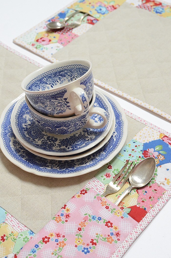 English Paper Piecing - Placemat made from Arbor Blossom by Nadra Ridgeway