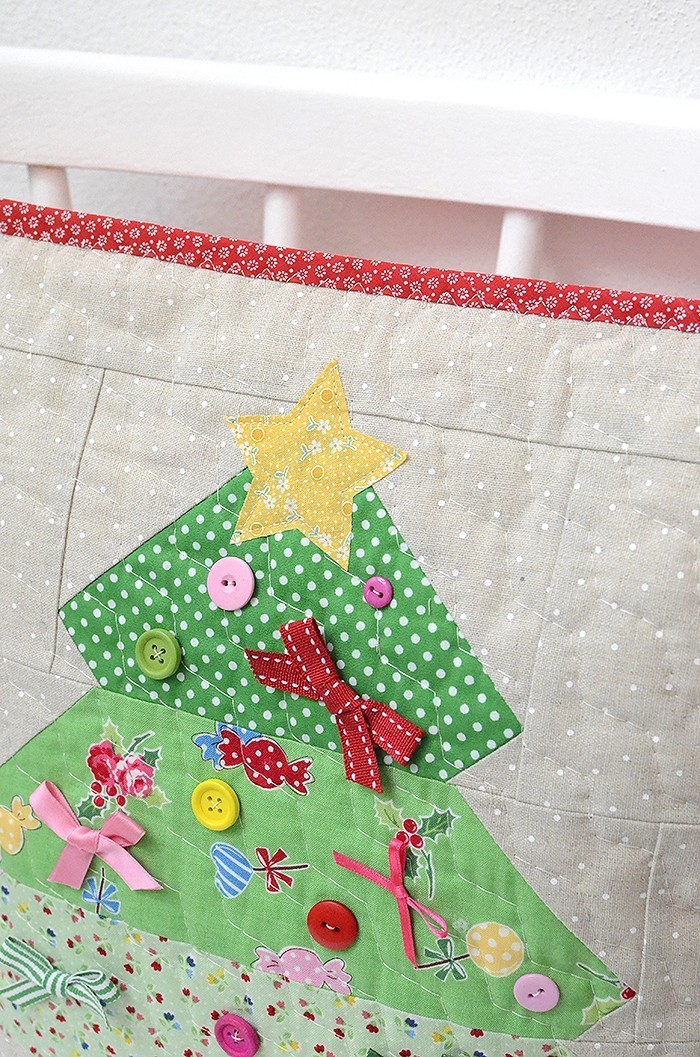 Under the Tree Christmas Quilt Pattern