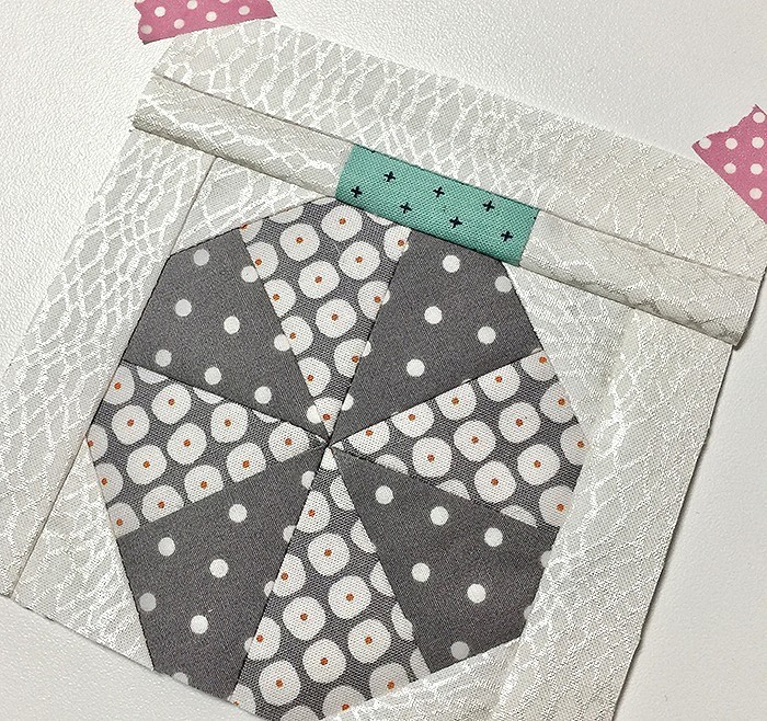 Holly Jolly Christmas Quilt Pattern by Nadra Ridgeway of ellis & higgs