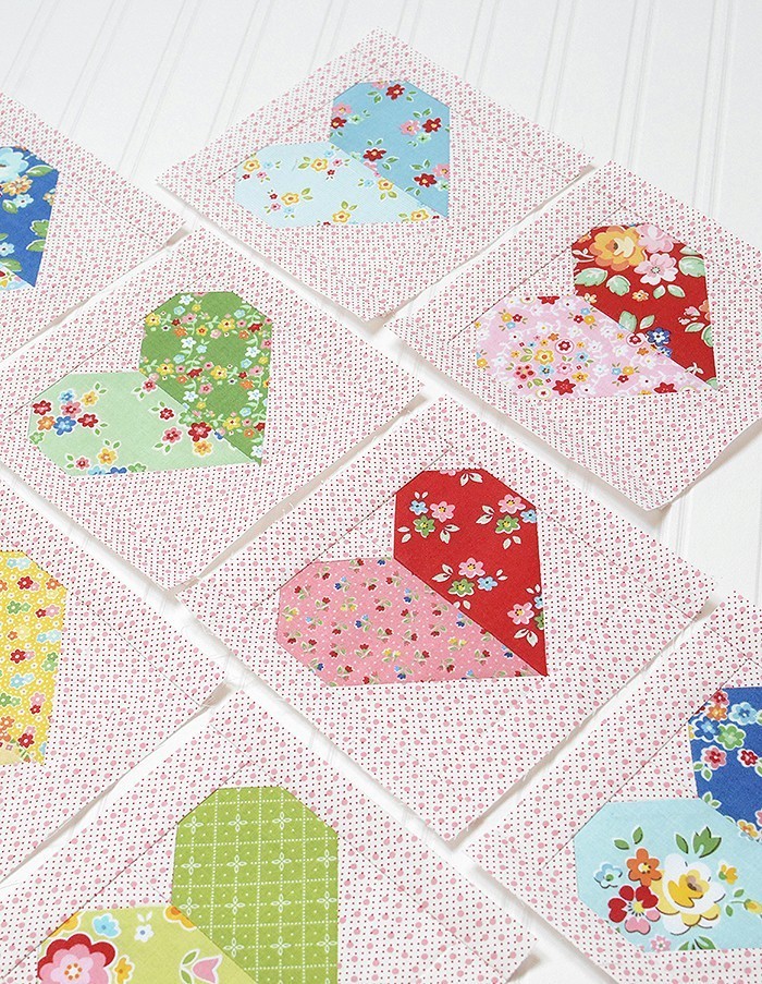 6 Köpfe 12 Blöcke - Januar: Herz Quilt Block von Nadra Ridgeway von ellis & higgs