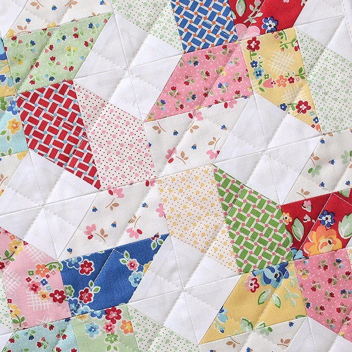 Patchwork & Quilting Basics: Was ist ein Quilt? What is a quilt? by Nadra Ridgeway of ellis & higgs
