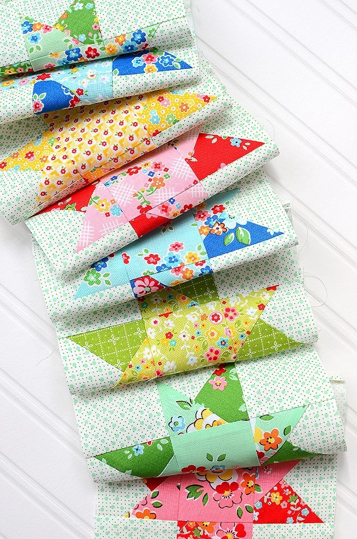 6 Köpfe 12 Blöcke - März: Stern Quilt Block von Nadra Ridgeway von ellis & higgs