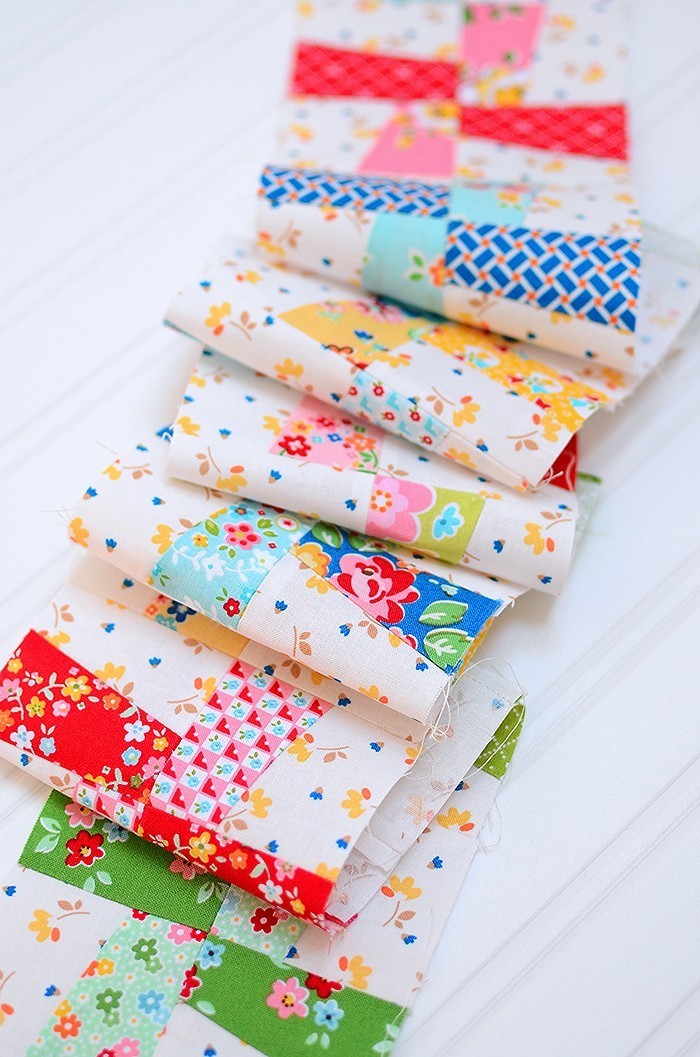 6 Koepfe 12 Bloecke - April von Nadra Ridgeway von ellis & higgs