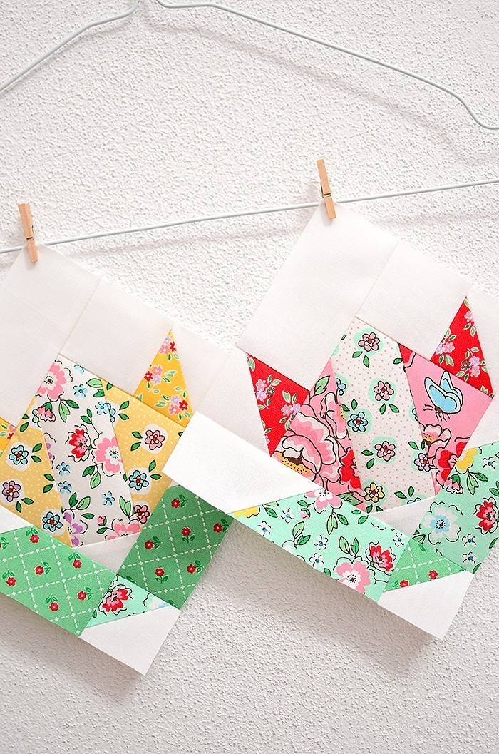 The Splendid Sampler 2 Tulip In Bloom pillow