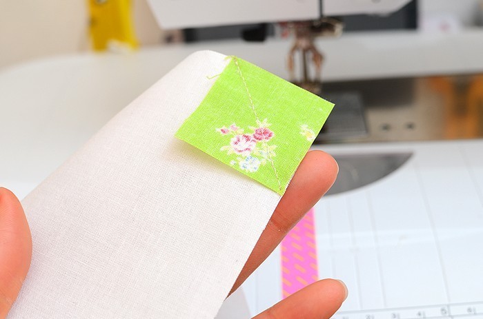 Easy Corner Triangle Trick