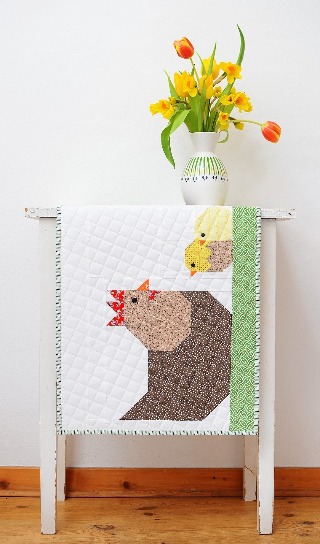 Chicken Family Easter Quilt Table Runner Tutorial