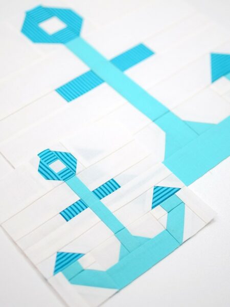 Anchor quilt block in two sizes