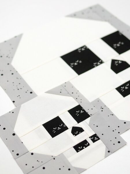 Skull quilt block in two sizes