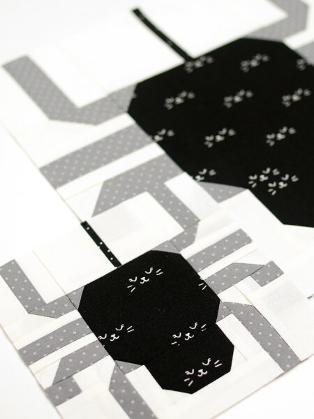 Spider quilt block in two sizes