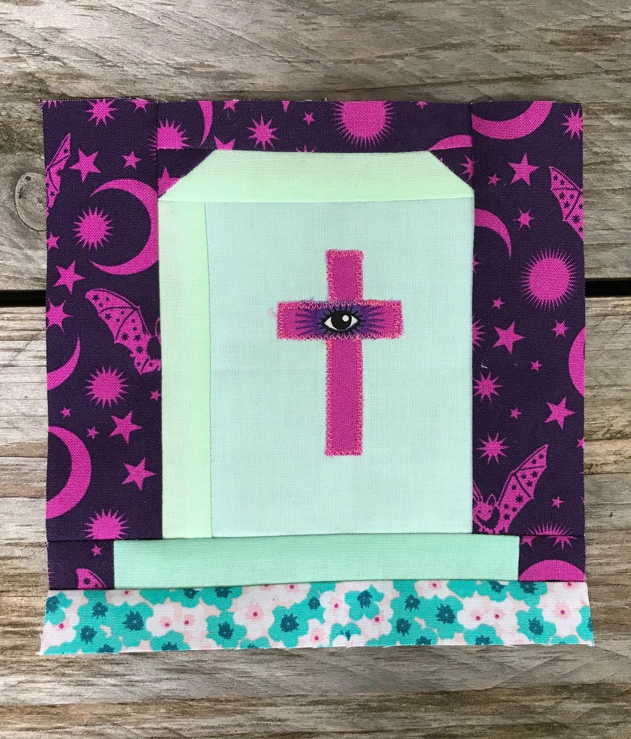 Gravestone quilt block