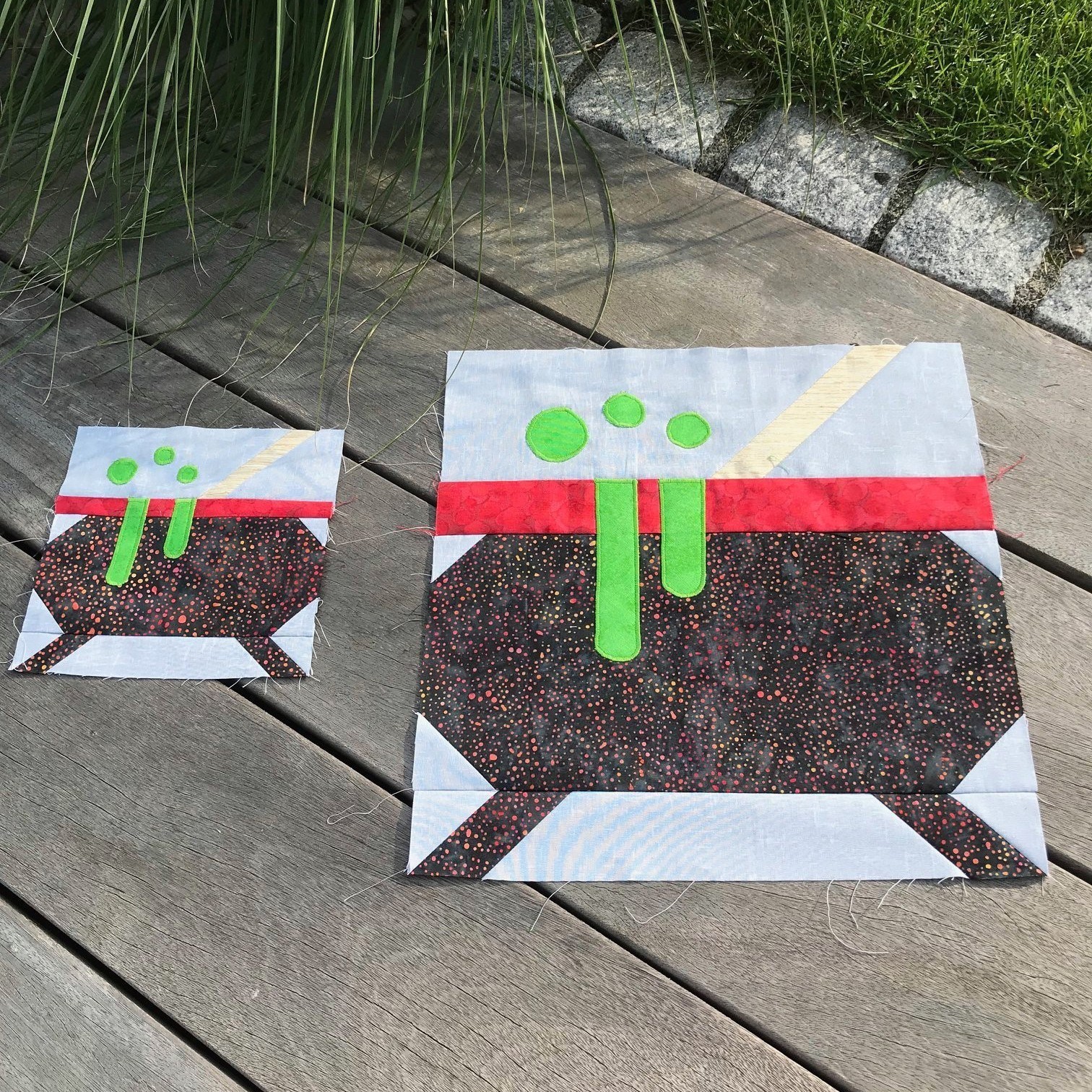 Witch Kettle quilt block