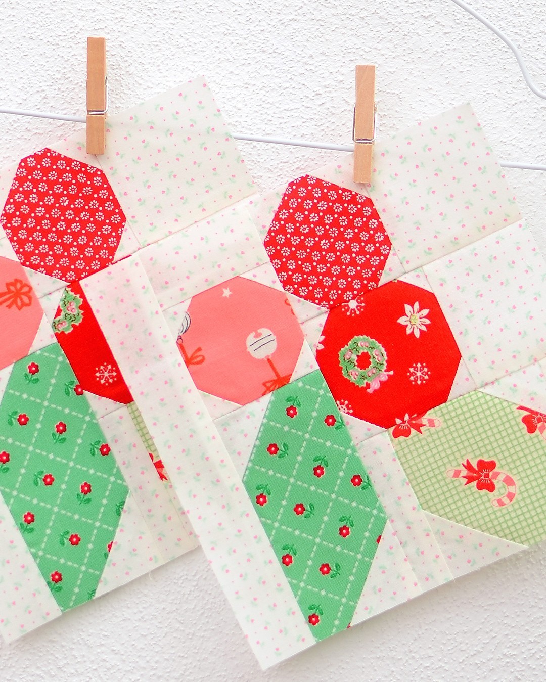 Holly Berry Christmas quilt pattern