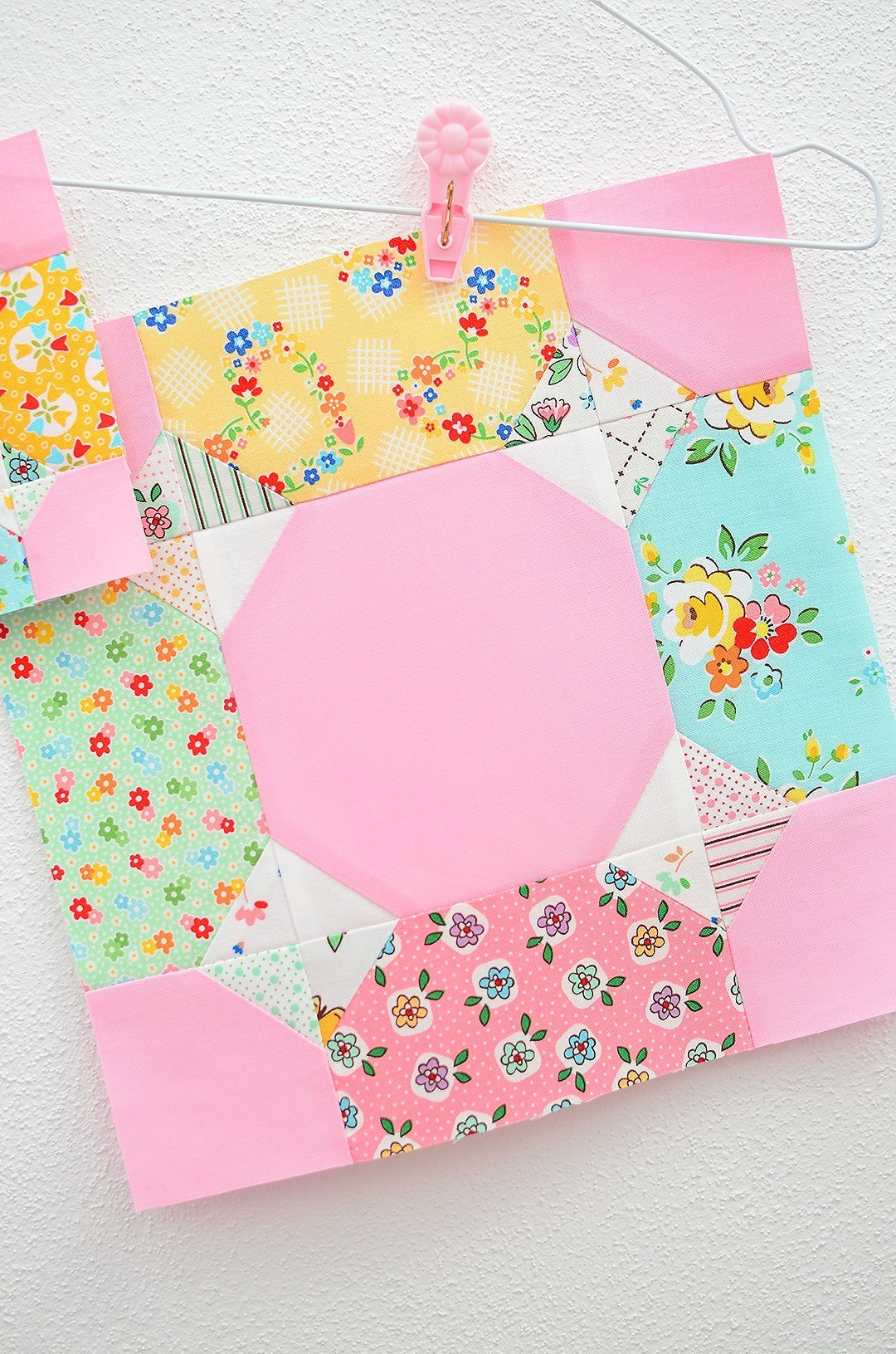 6 Köpfe 12 Blöcke 2019 - Magic Circle Quilt Block