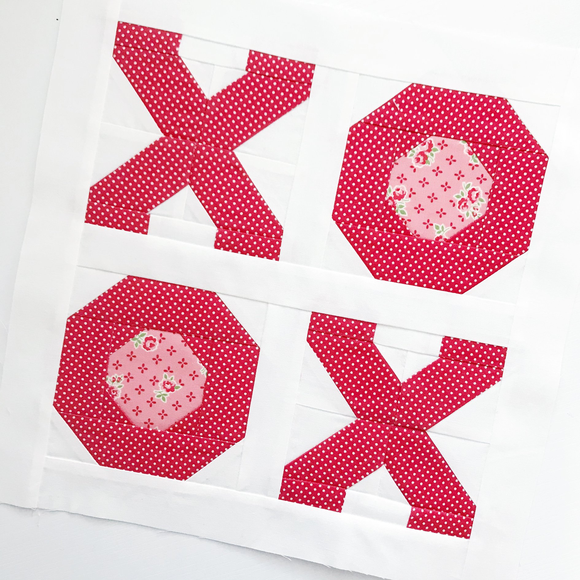 XOXO Mini Quilt and Pillow