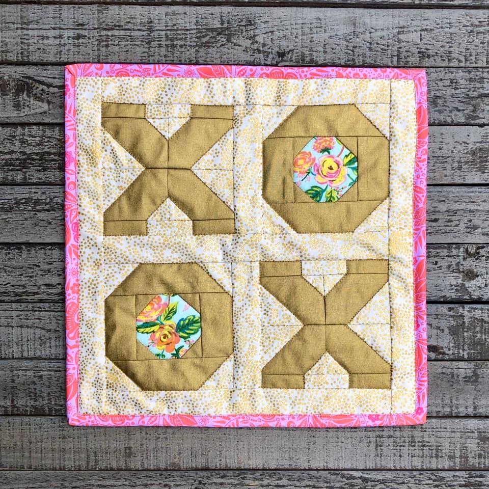 XOXO Mini Quilt