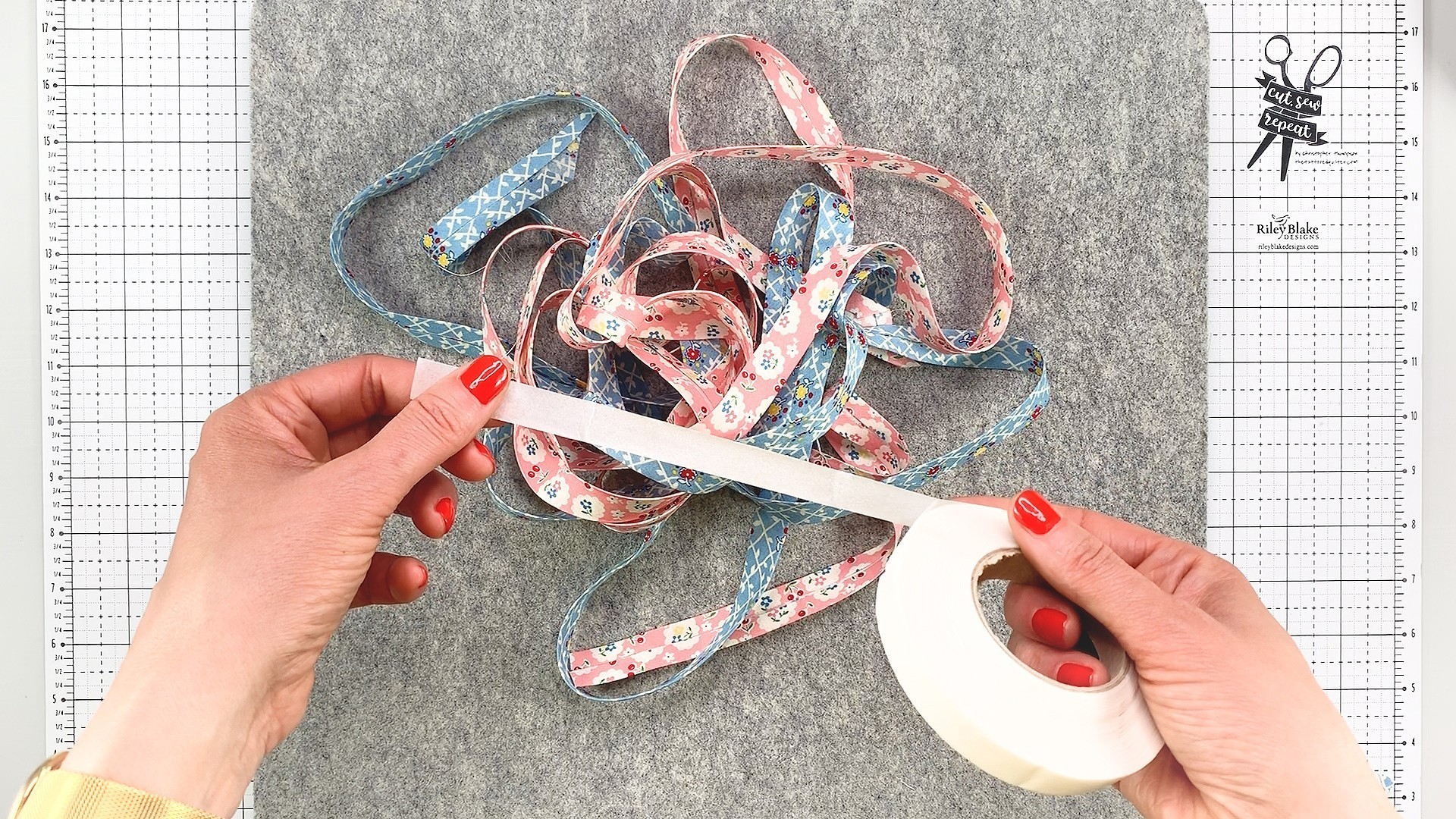 Bias binding (bias tape)