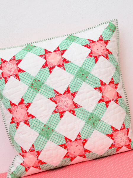 Christmas quilt pattern - Winter Stars pillow pattern