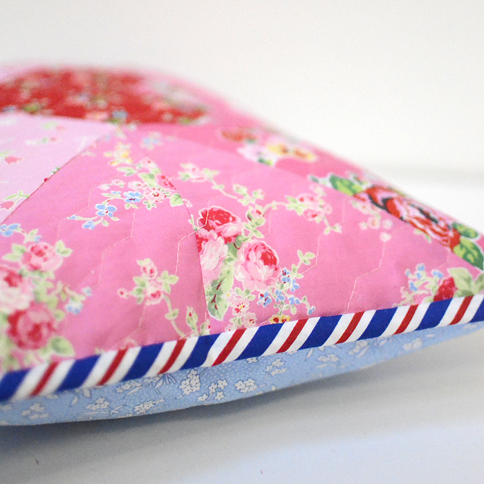 heart-quilt-pattern-love-letter-pillow-pattern-nadra-ridgeway-ellis-and-higgs-2 Heart quilt pattern - Love Letter pillow pattern