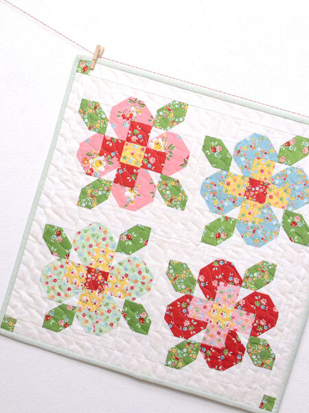 Spring quilt pattern - Flower Garden mini quilt pattern