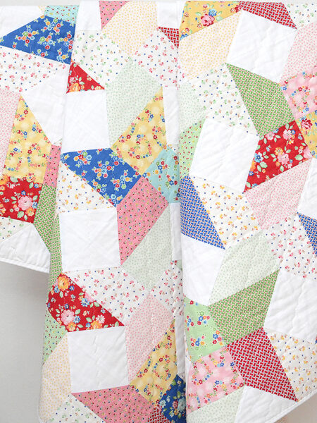 Summer quilt pattern - Sweet Trellis quilt pattern