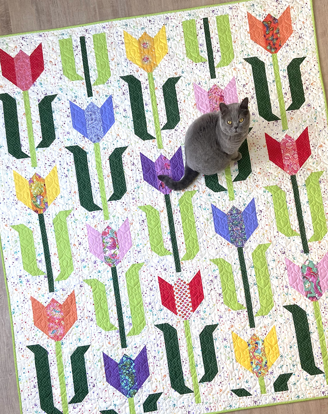 Tulip Quilt - an easy quilt pattern by Nadra Ridgeway of ellis & higgs