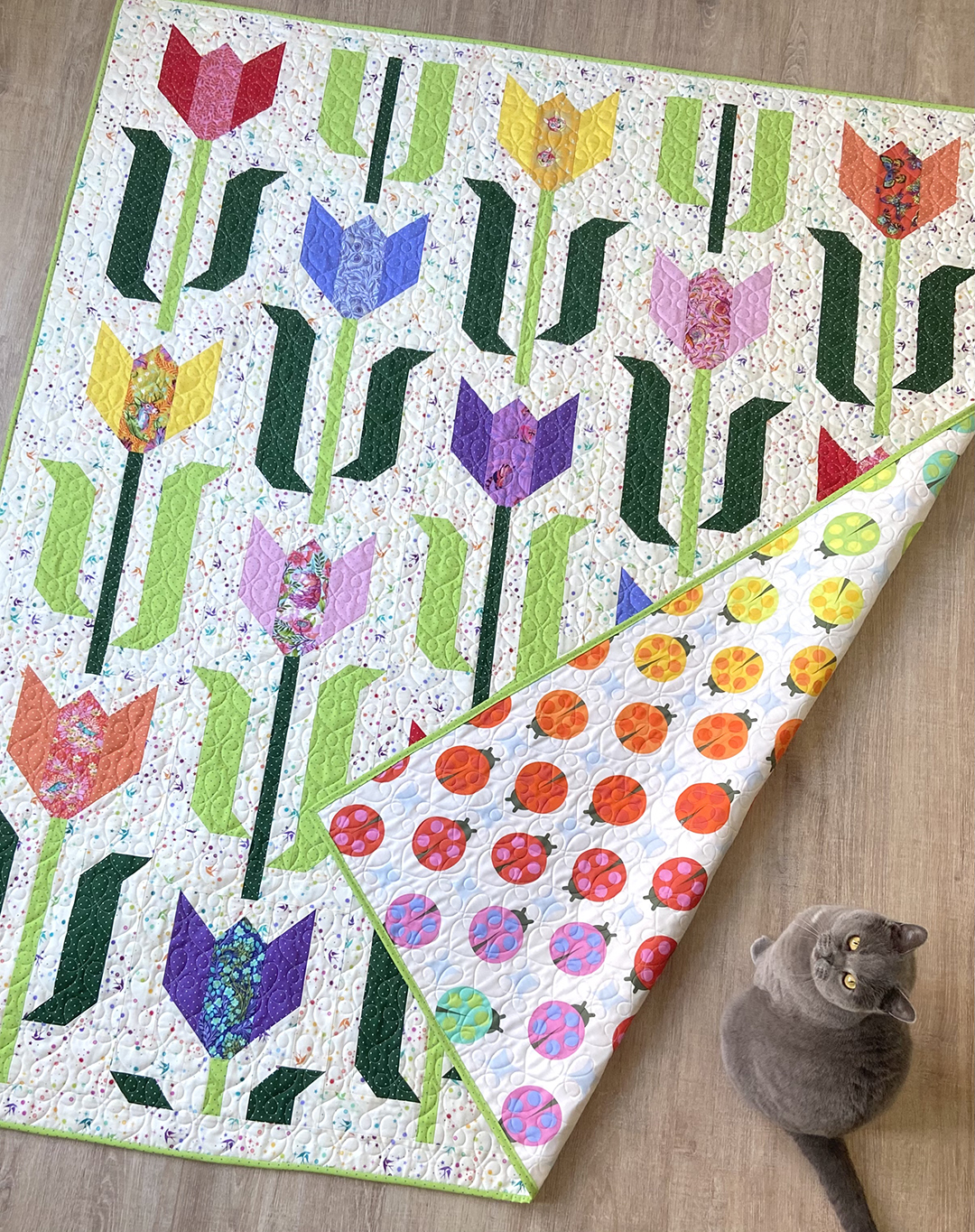 Tulip Quilt - an easy quilt pattern by Nadra Ridgeway of ellis & higgs