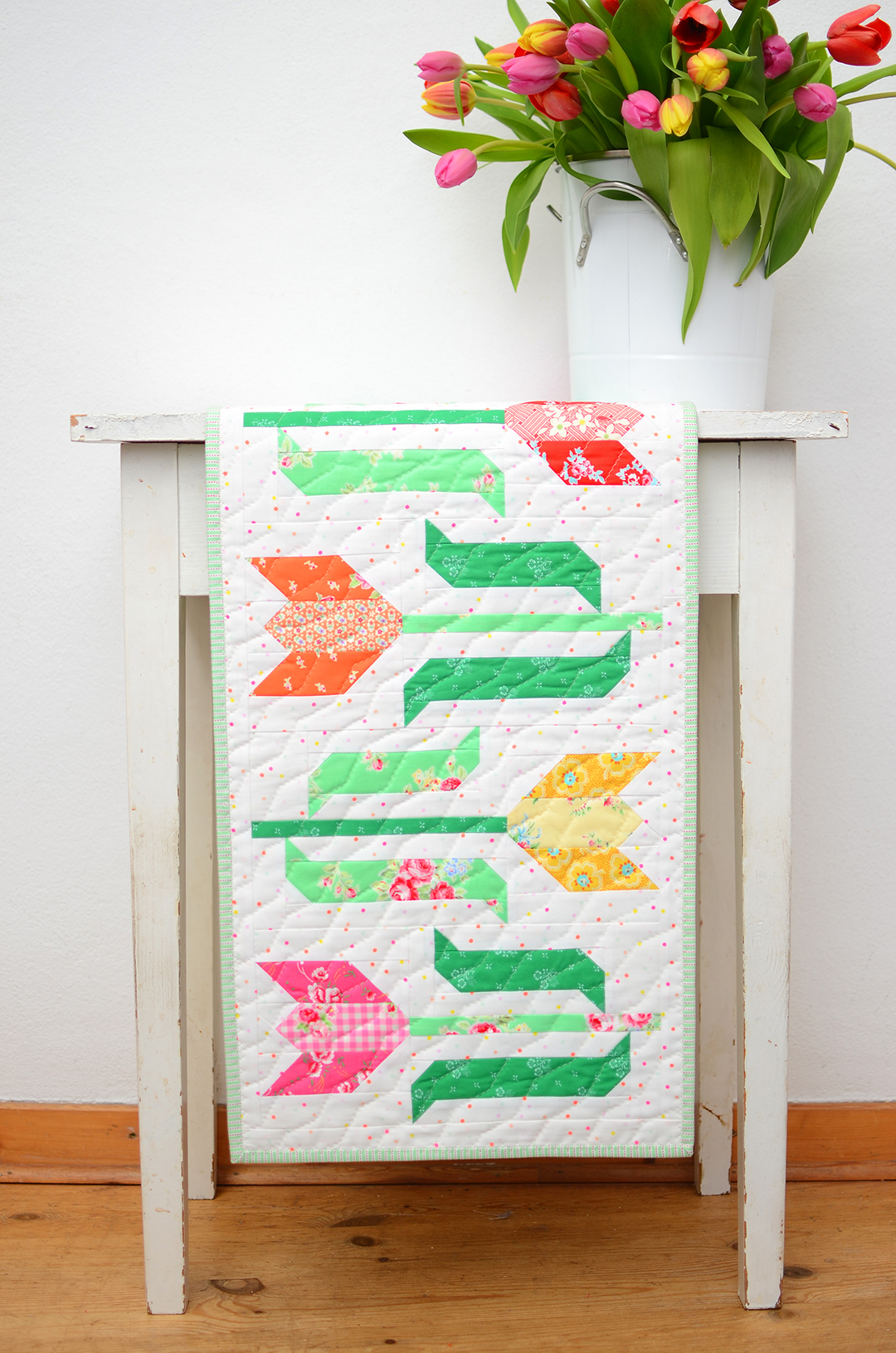 Tulip Table Runner - an easy quilt pattern by Nadra Ridgeway of ellis & higgs