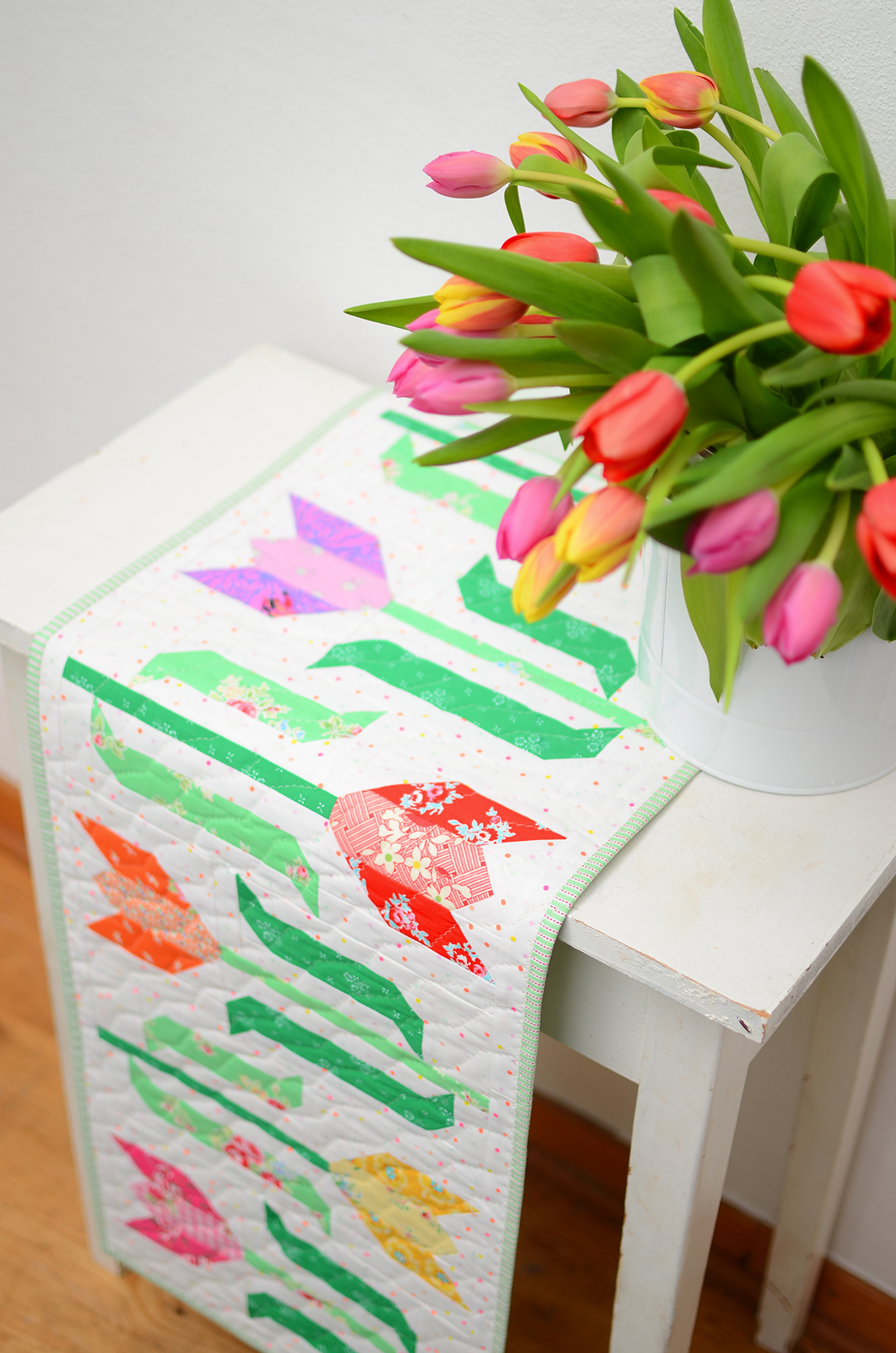 Tulip Table Runner - an easy quilt pattern by Nadra Ridgeway of ellis & higgs