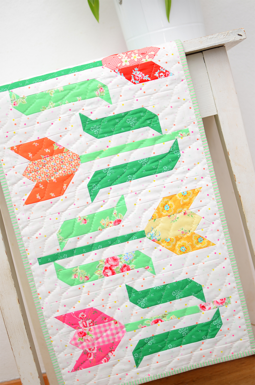 Tulip Table Runner - an easy quilt pattern by Nadra Ridgeway of ellis & higgs