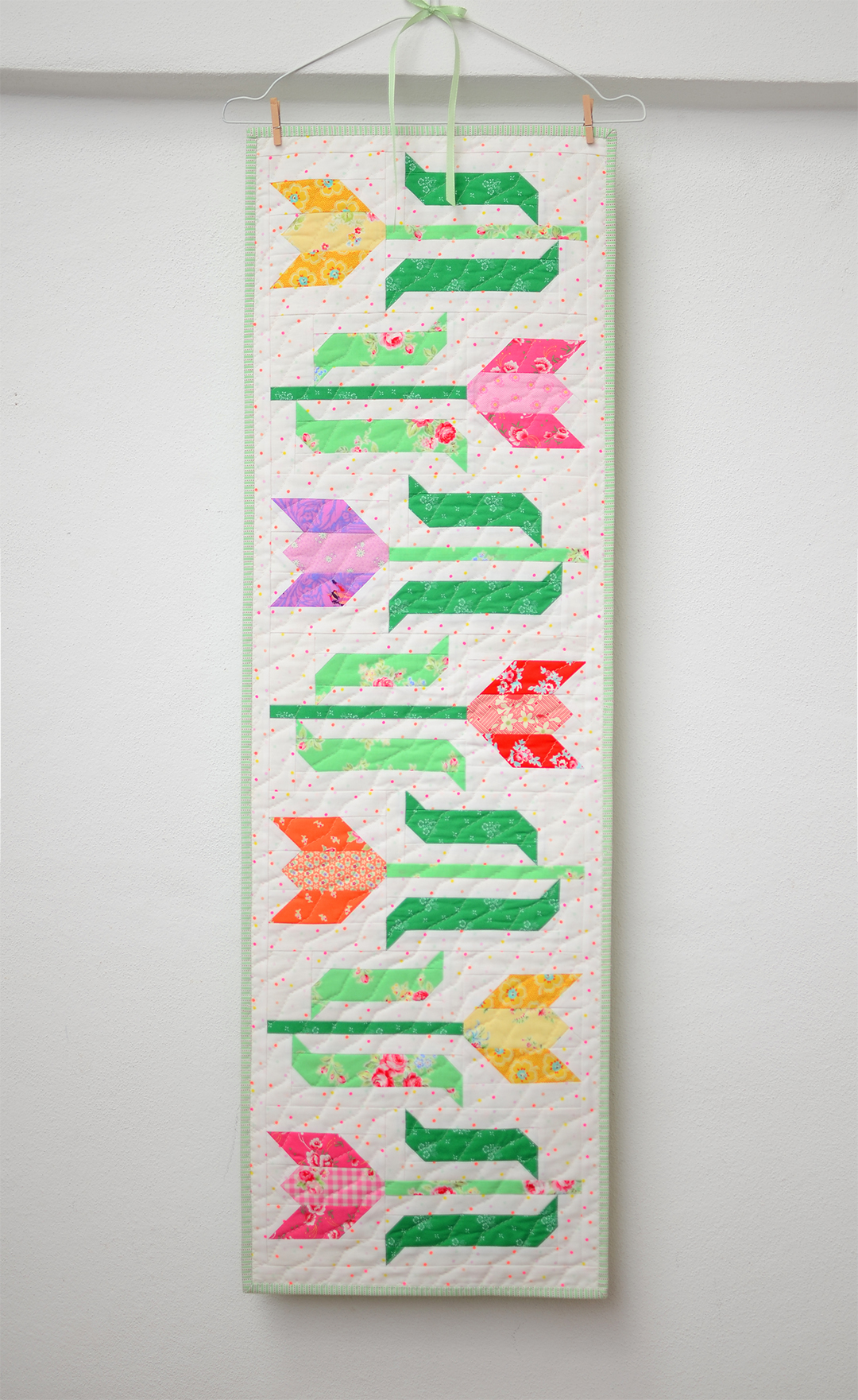 Tulip Table Runner - an easy quilt pattern by Nadra Ridgeway of ellis & higgs