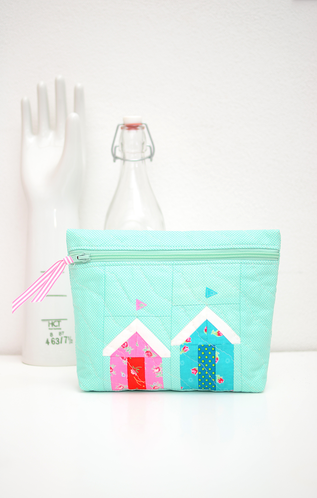 Nautical Zip Pouch - an easy quilt pattern by Nadra Ridgeway of ellis & higgs